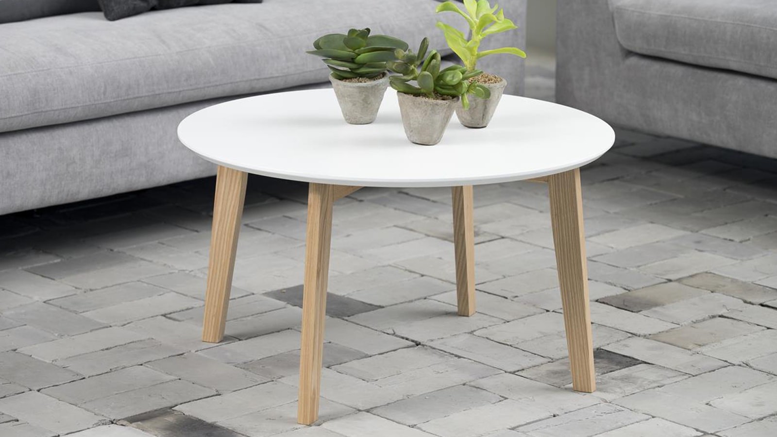 Table basse ronde scandinave blanche