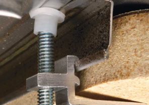 Fixation evier inox sur meuble