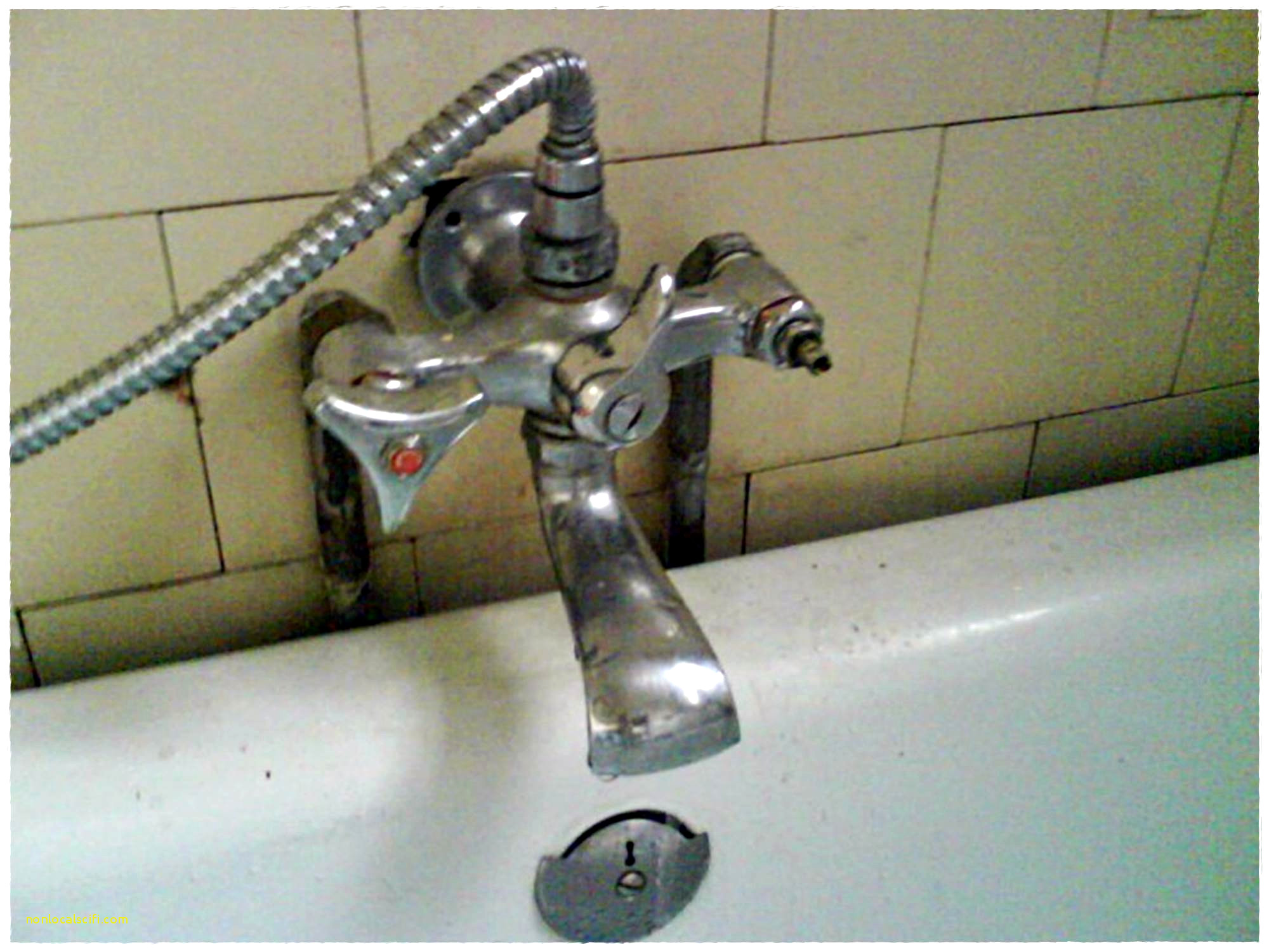 Changer robinet evier cuisine
